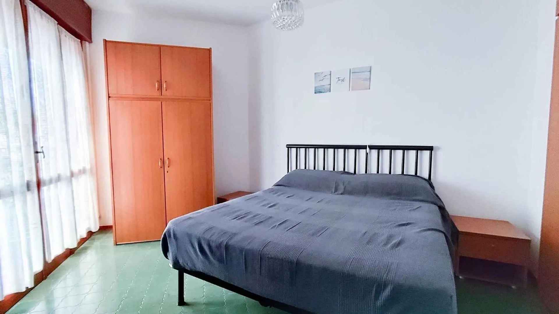 Apartment In Lido Di Jesolo 25358